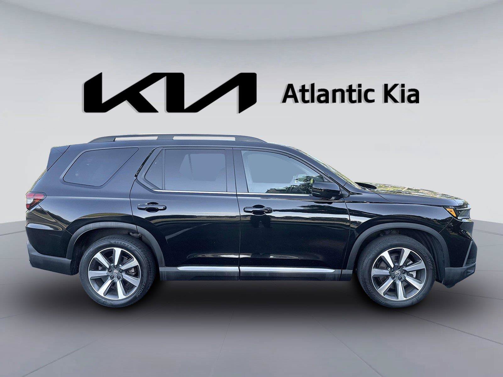Used 2024 Honda Pilot Elite image 5