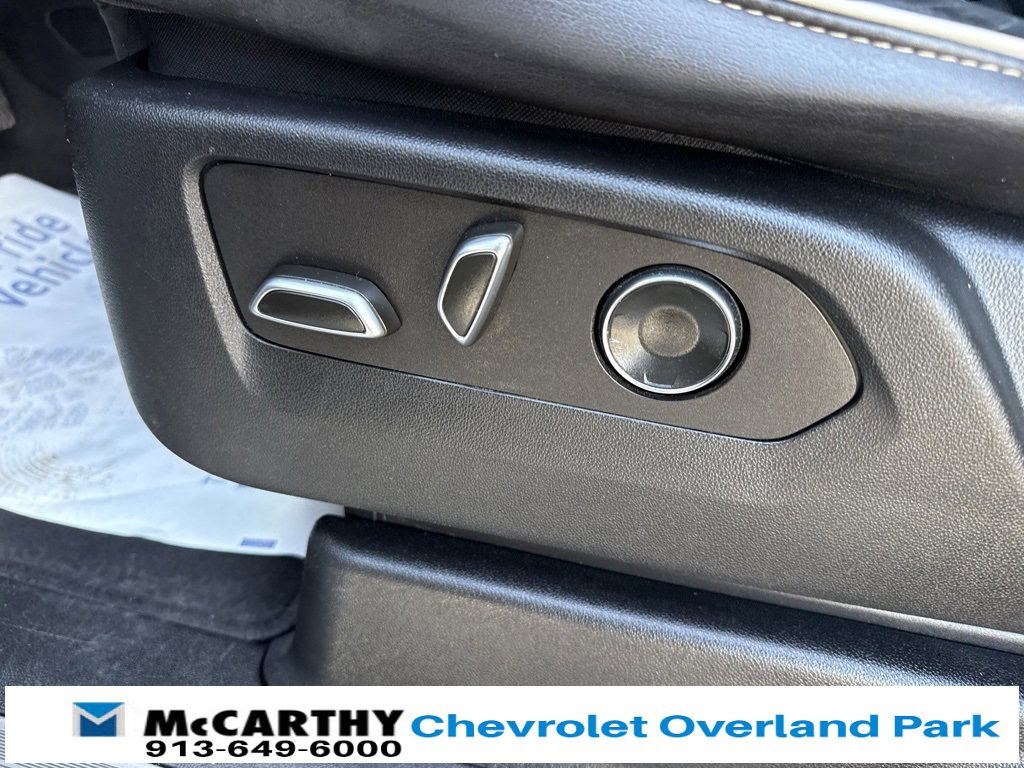 Used 2021 Cadillac Escalade ESV Premium Luxury w/ LPO, Illumination Package image 20