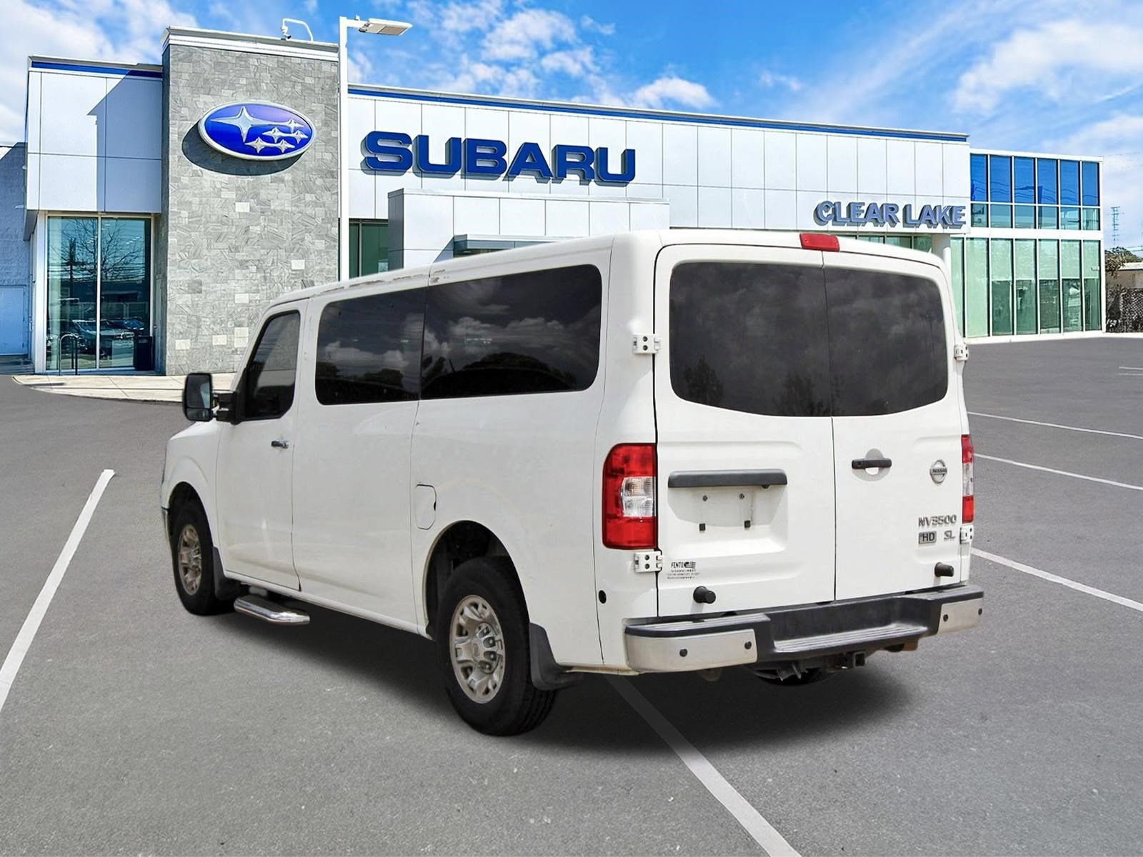 Used 2016 Nissan NV 3500 SL RWD image 4