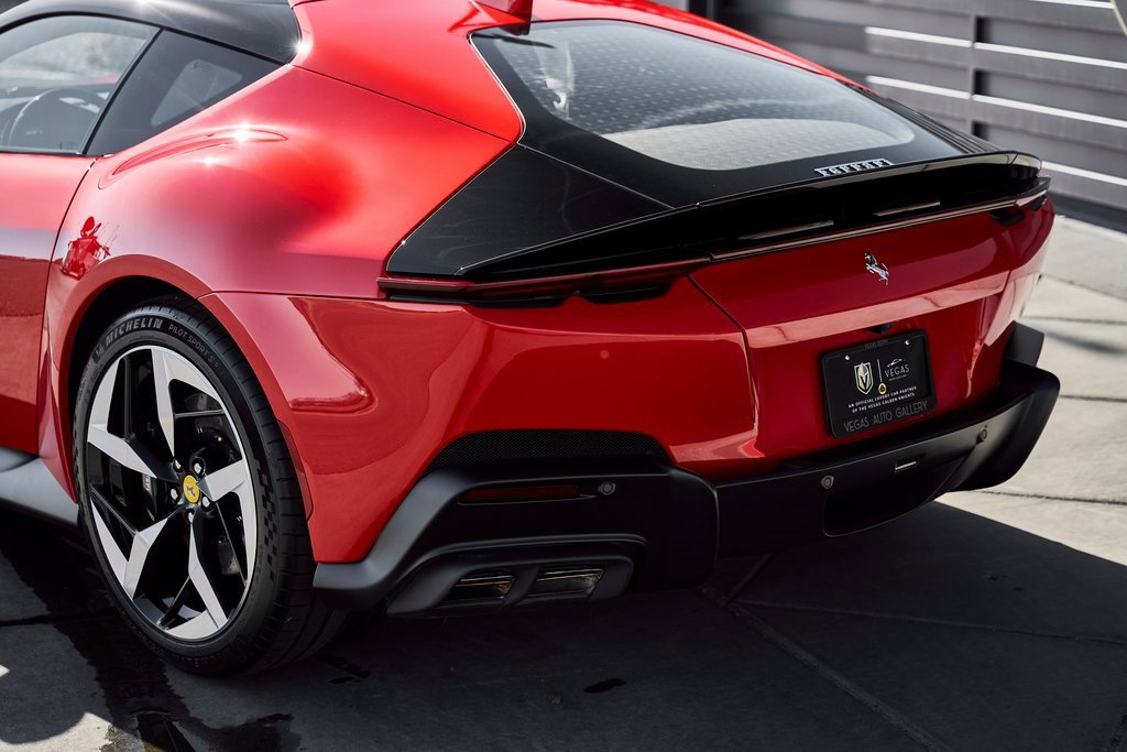 Used 2025 Ferrari 12Cilindri image 12