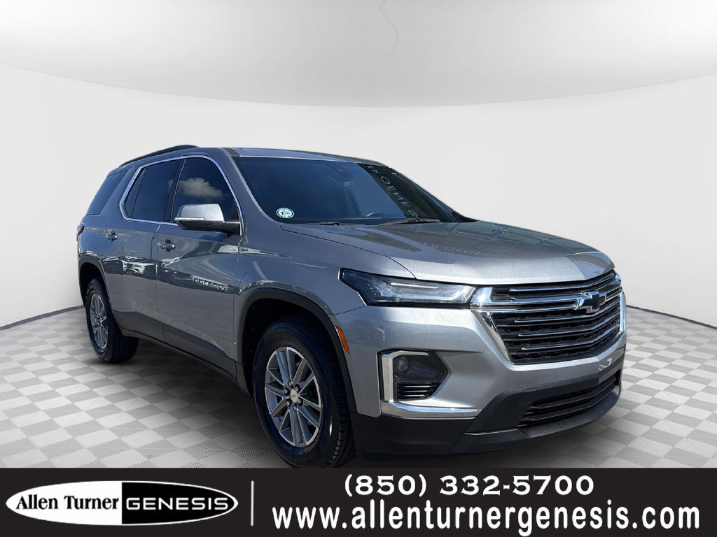 Used 2023 Chevrolet Traverse LT