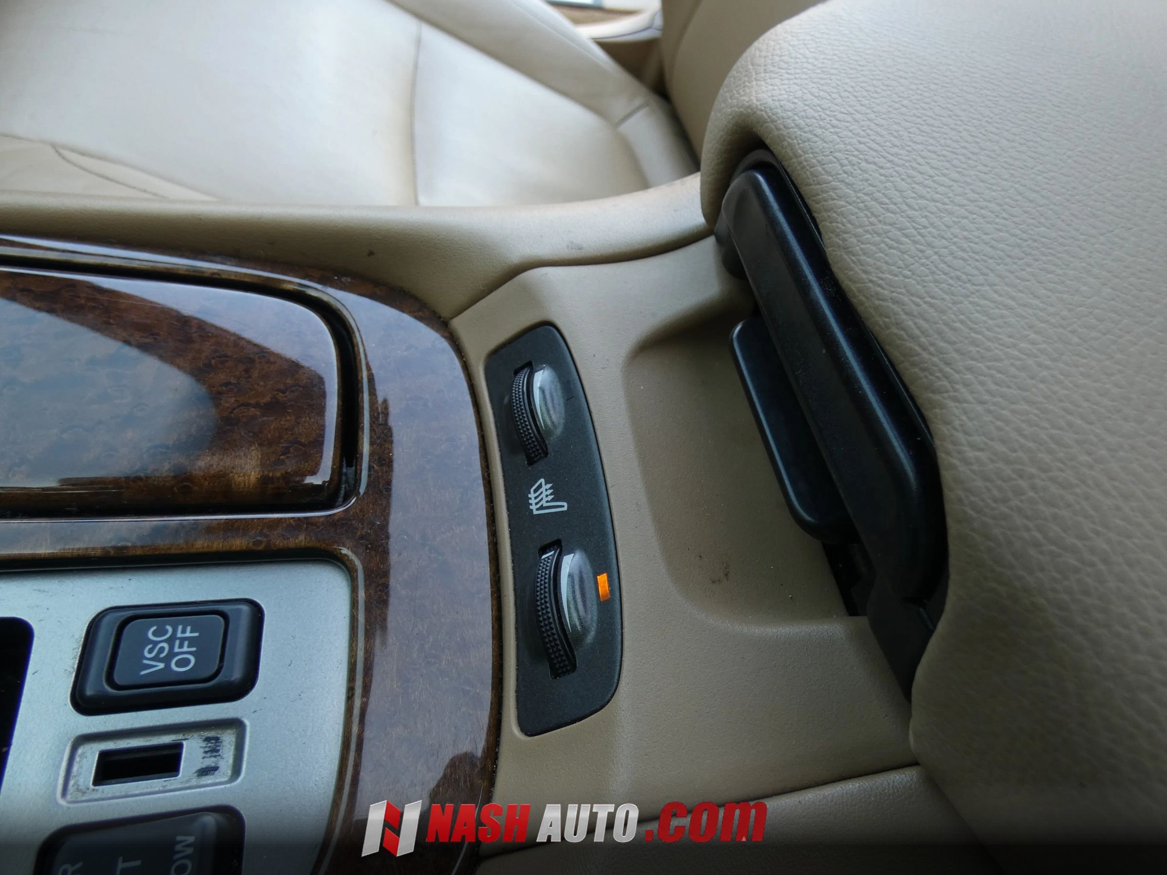 Used 2006 Lexus SC 430 Convertible RWD image 45