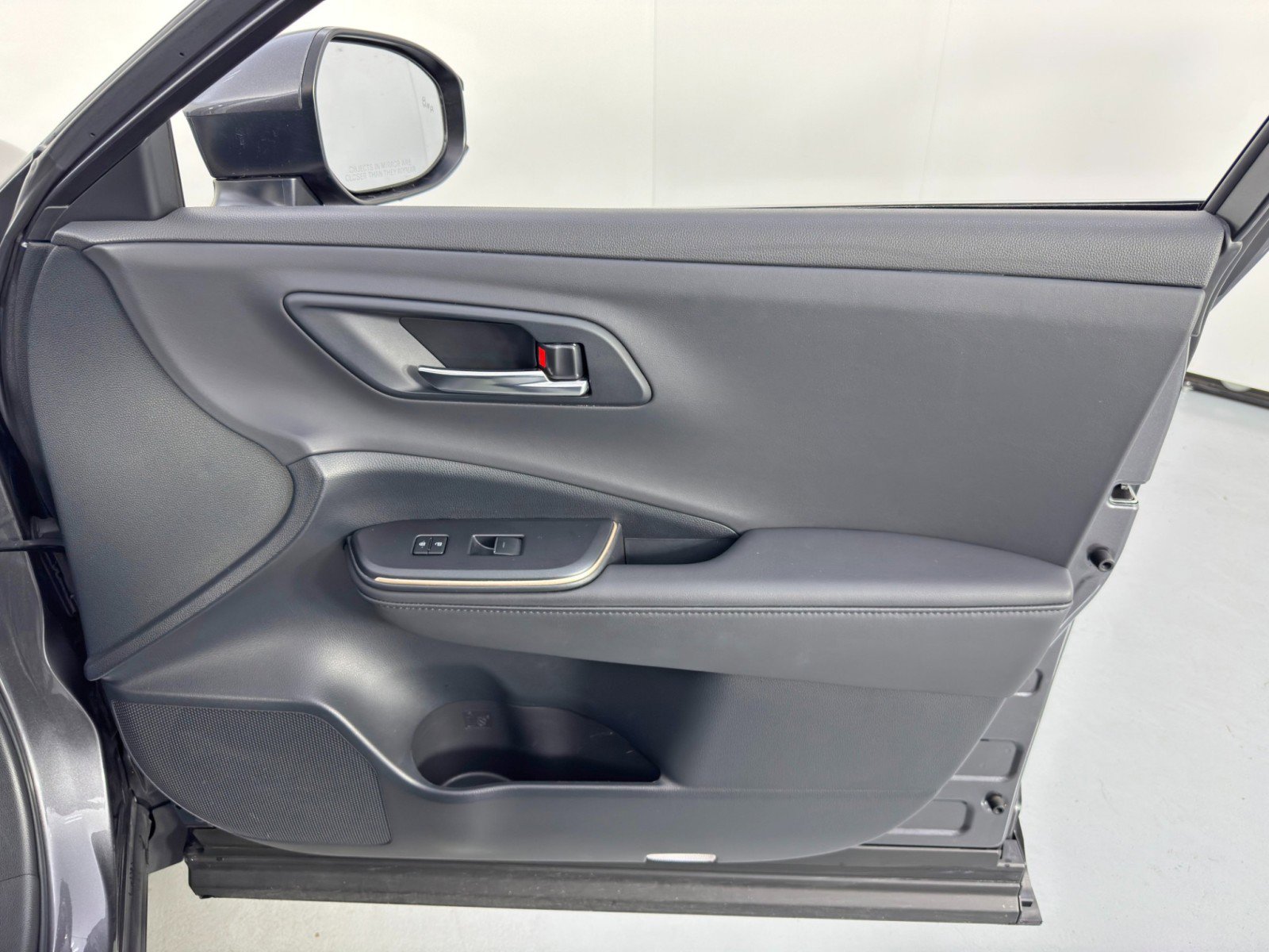 Used 2023 Toyota Crown XLE image 43