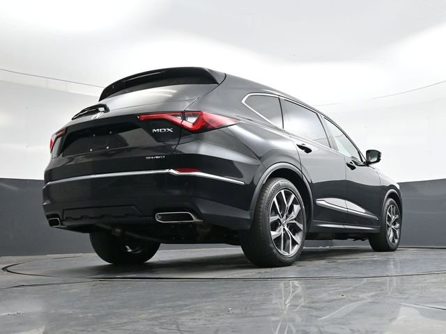 Used 2023 Acura MDX SH-AWD w/ Technology Package image 29