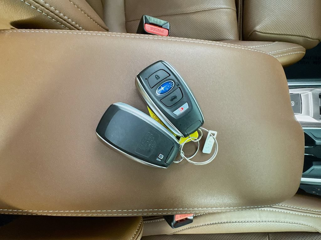 Used 2022 Subaru Ascent Touring AWD/4WD image 43