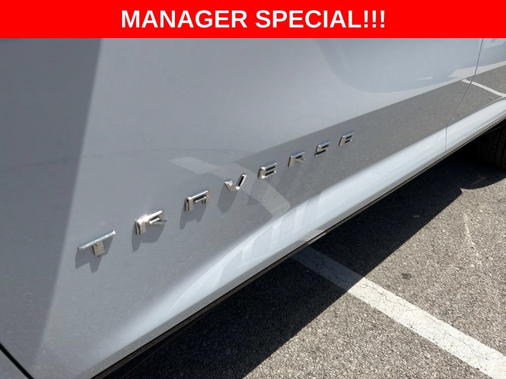 Used 2026 Chevrolet Traverse High Country AWD/4WD image 15