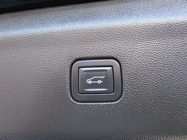 Certified 2023 Buick Enclave Essence w/ Experience Buick Package image 21