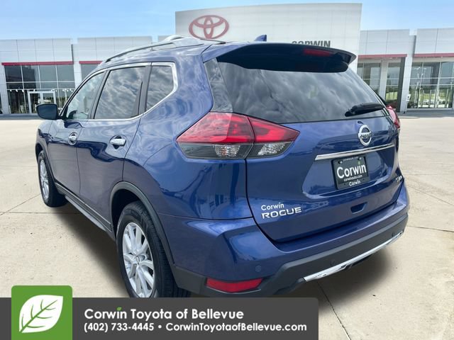 Used 2020 Nissan Rogue SV AWD/4WD image 3