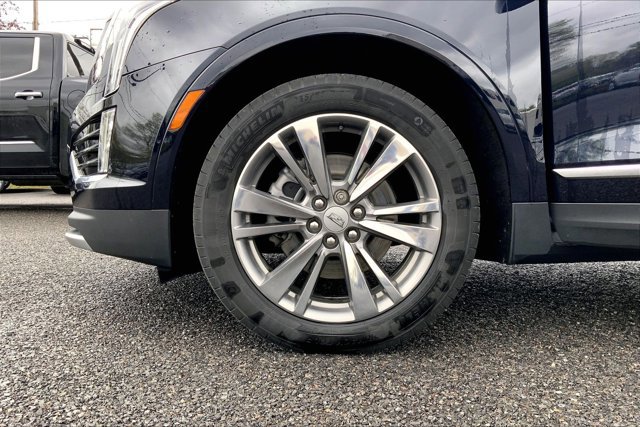 Used 2022 Cadillac XT5 Premium Luxury AWD/4WD image 8