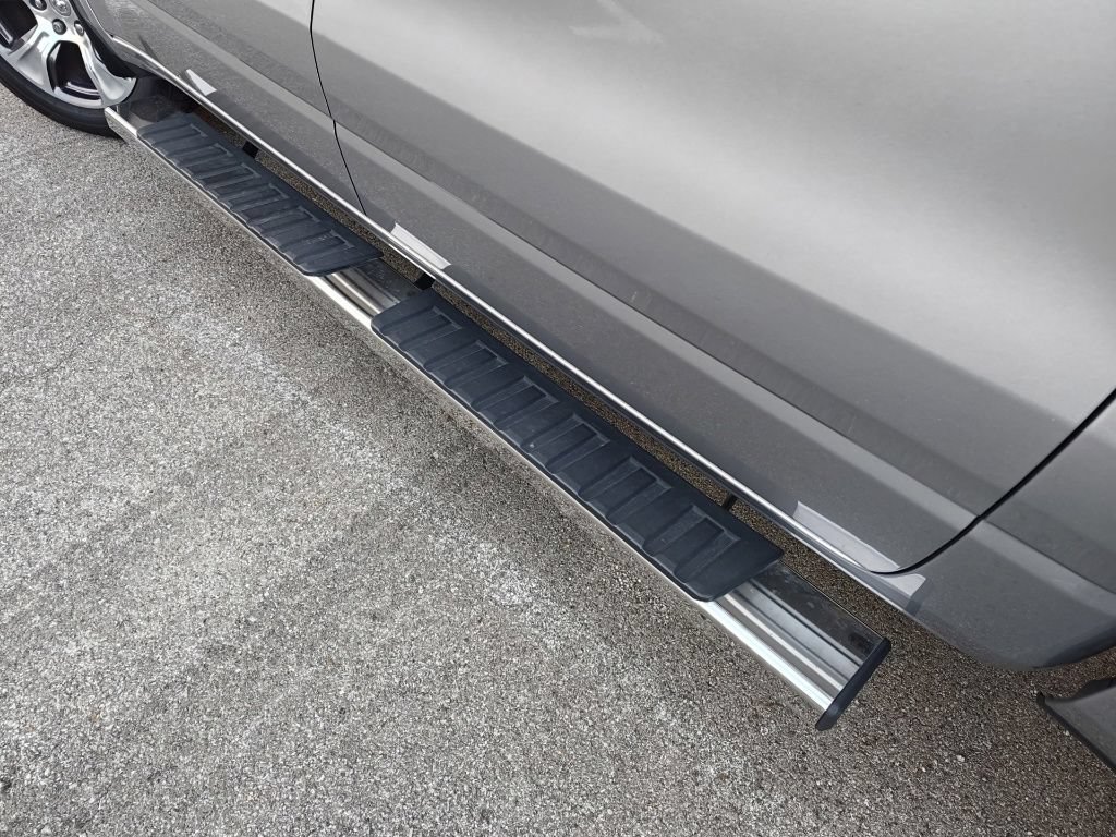 Used 2023 RAM 1500 Laramie AWD/4WD image 7