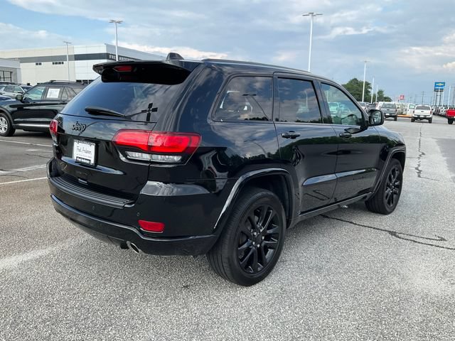 Used 2020 Jeep Grand Cherokee Altitude RWD image 25