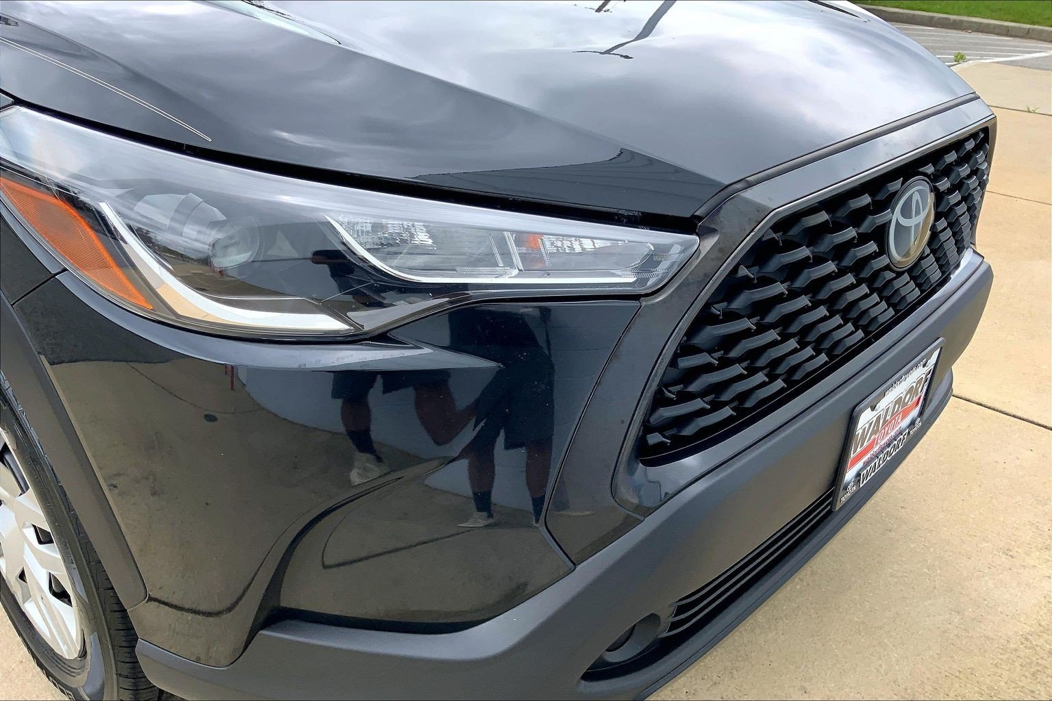 Used 2022 Toyota Corolla Cross L AWD/4WD image 34