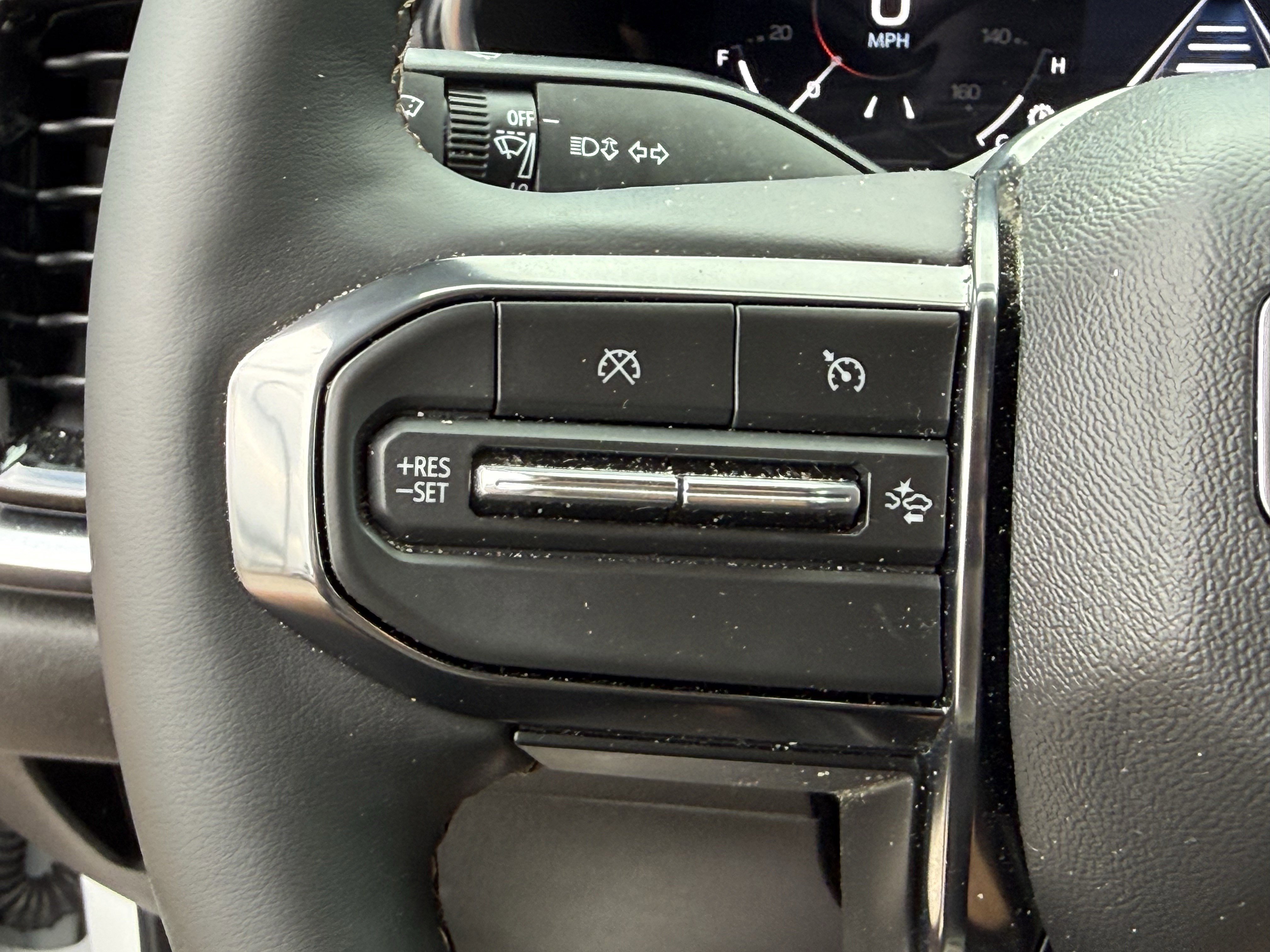 Used 2024 GMC Canyon AT4 w/ AT4 Premium Package image 13