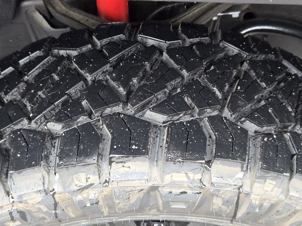 New 2026 GMC Sierra 2500 AT4 w/ AT4 Premium Plus Package image 9