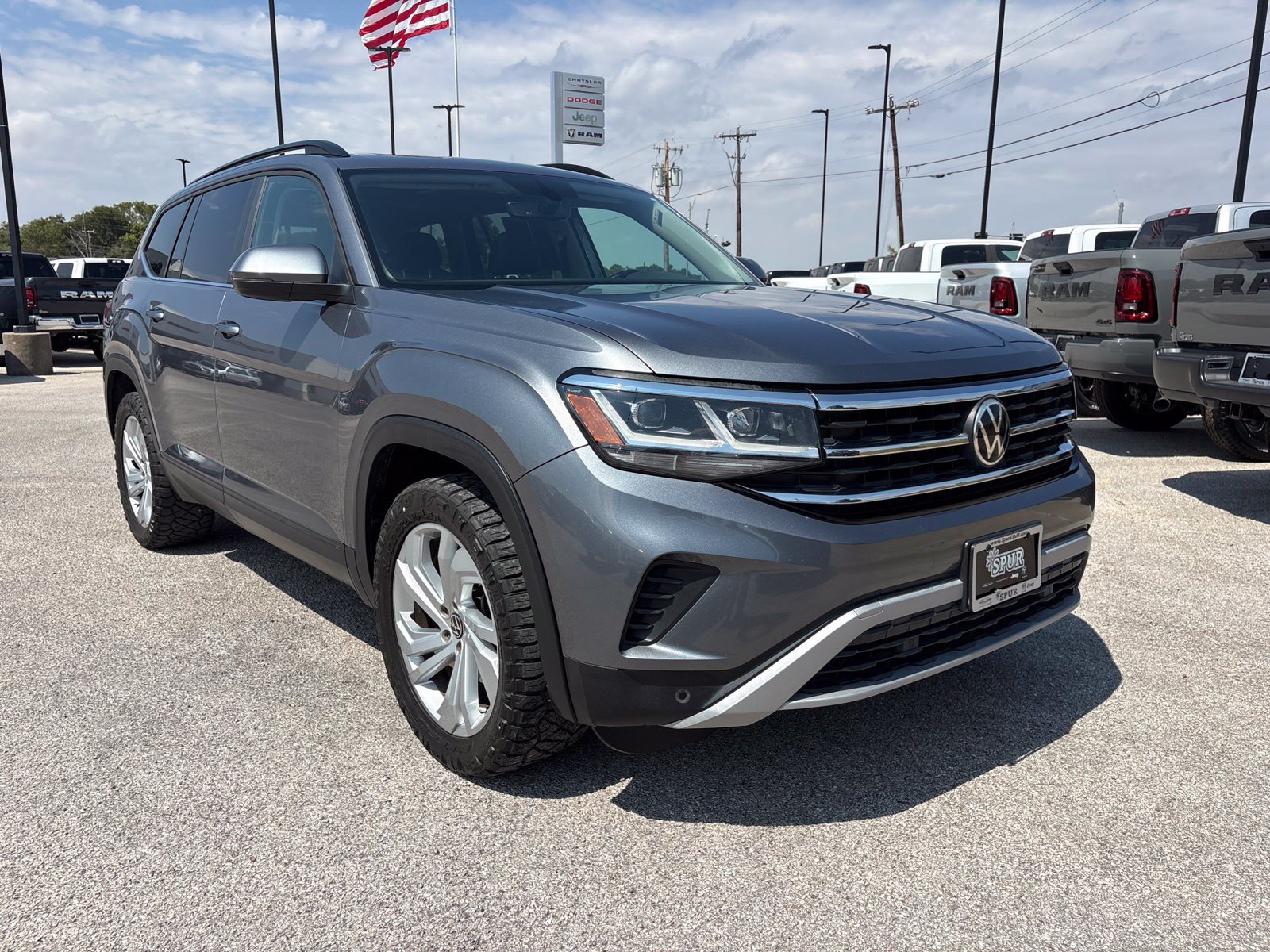 Used 2021 Volkswagen Atlas SE w/ Panoramic Sunroof Package AWD/4WD image 8