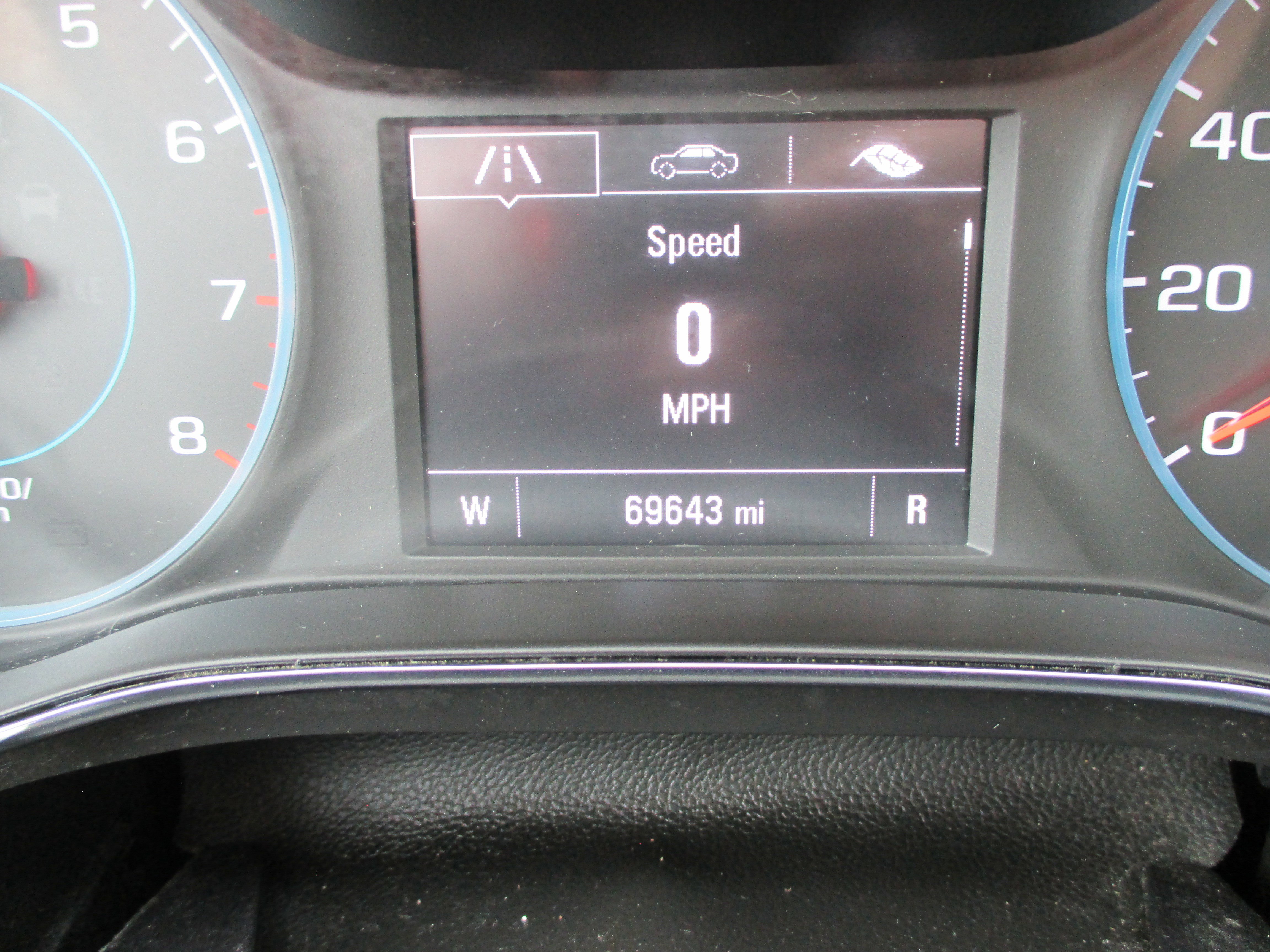 Used 2017 Chevrolet Cruze LT w/ Convenience Package FWD image 22