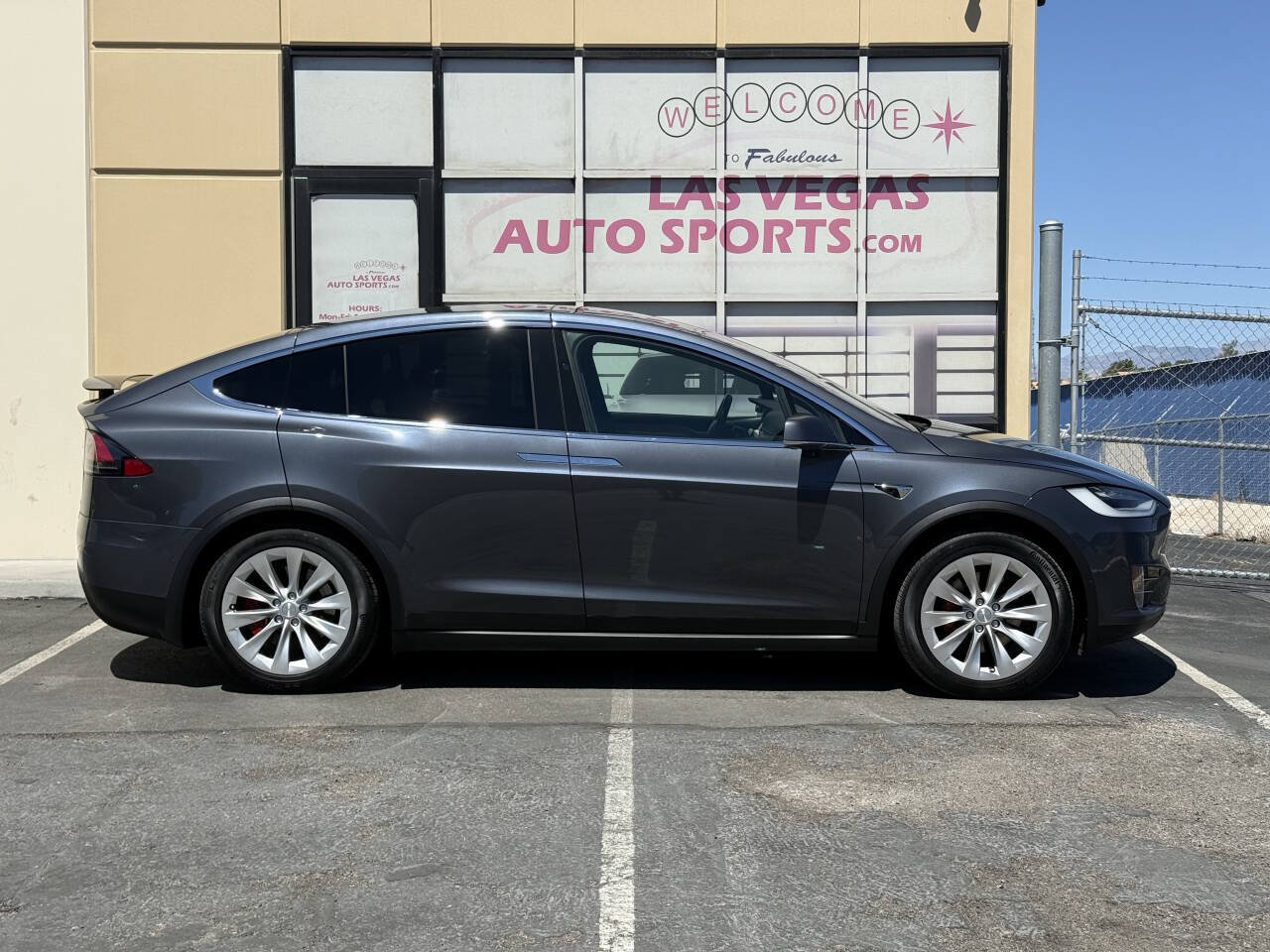 Used 2020 Tesla Model X Performance AWD/4WD image 7