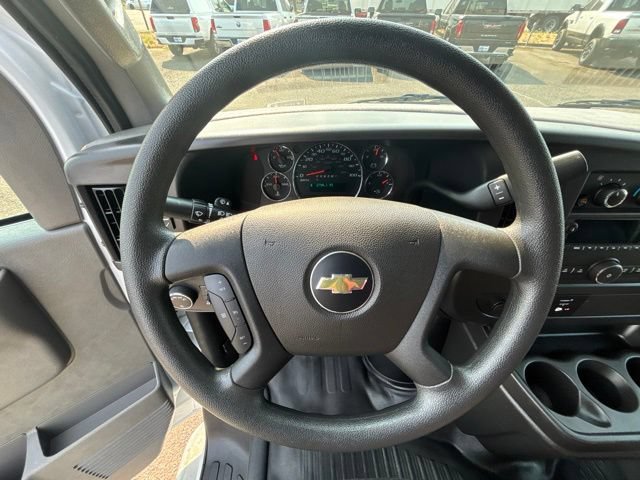 Used 2025 Chevrolet Express 2500 w/ Driver Convenience Package RWD image 18
