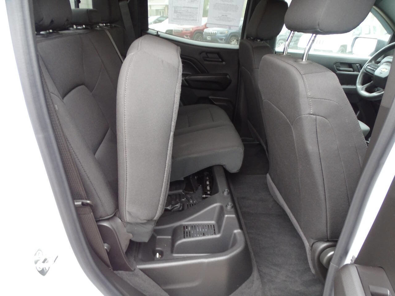 Used 2024 Chevrolet Colorado W/T w/ WT Convenience Package II image 33