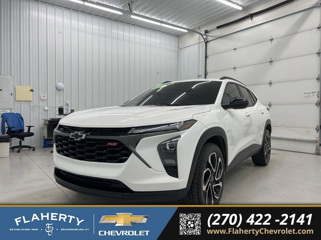 Used 2024 Chevrolet Trax RS image 6