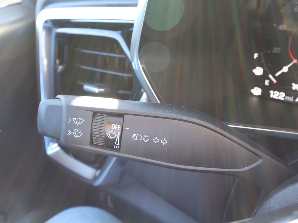 New 2026 GMC Canyon Elevation w/ Convenience Package image 15