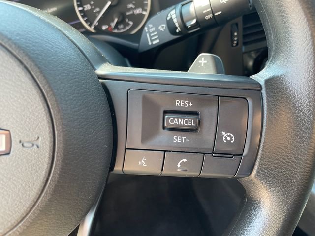 Used 2022 Nissan Rogue S image 29