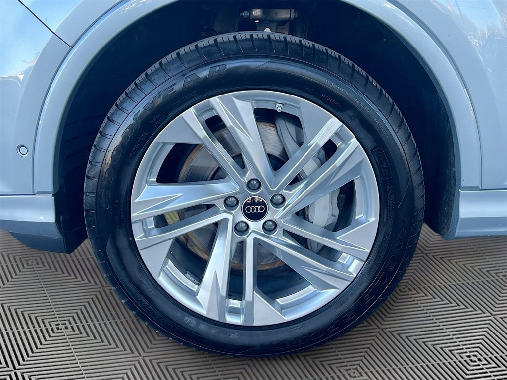 Used 2024 Audi Q7 3.0T Premium Plus image 32