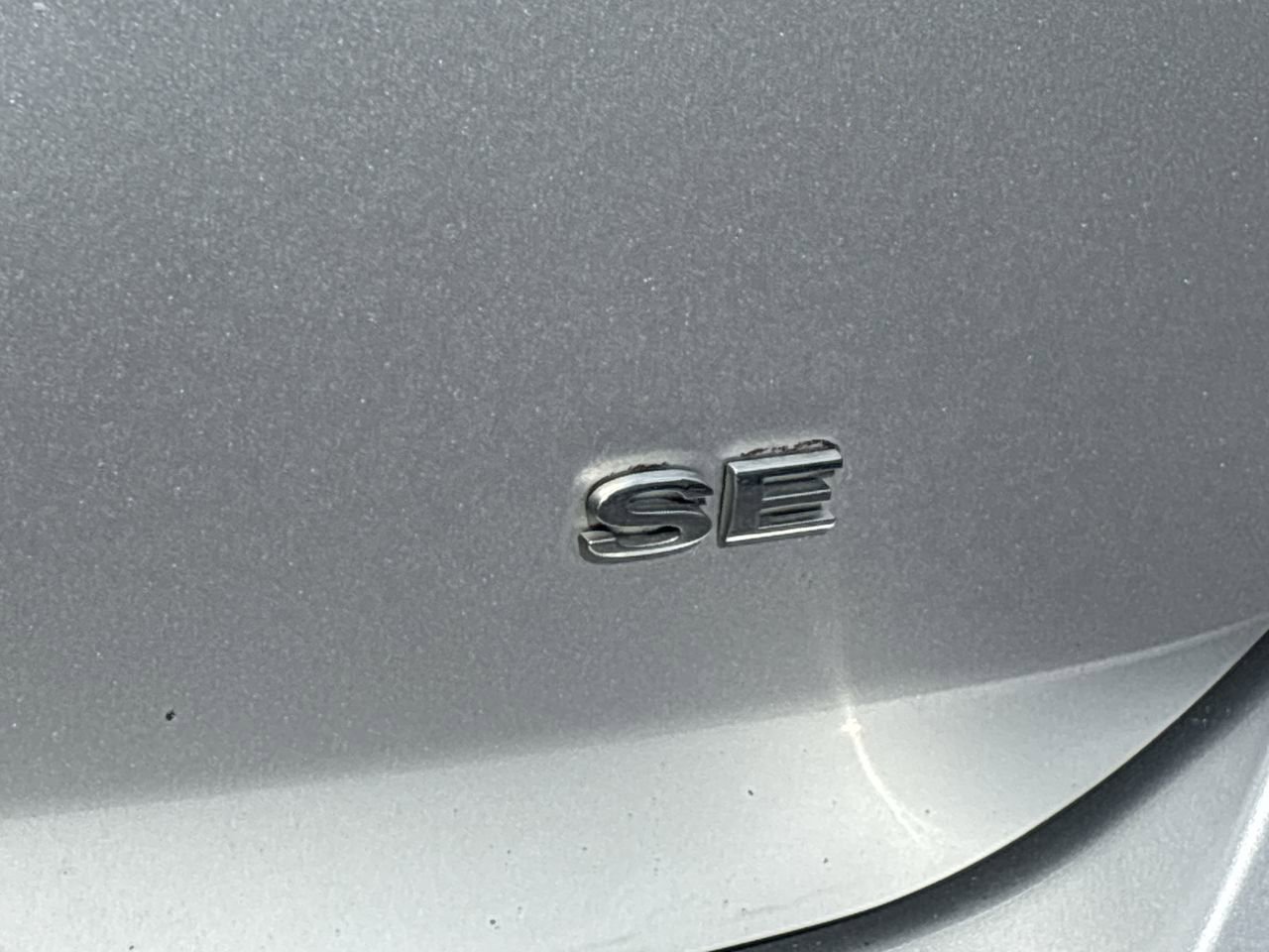 Used 2017 Ford C-MAX Energi SE image 9