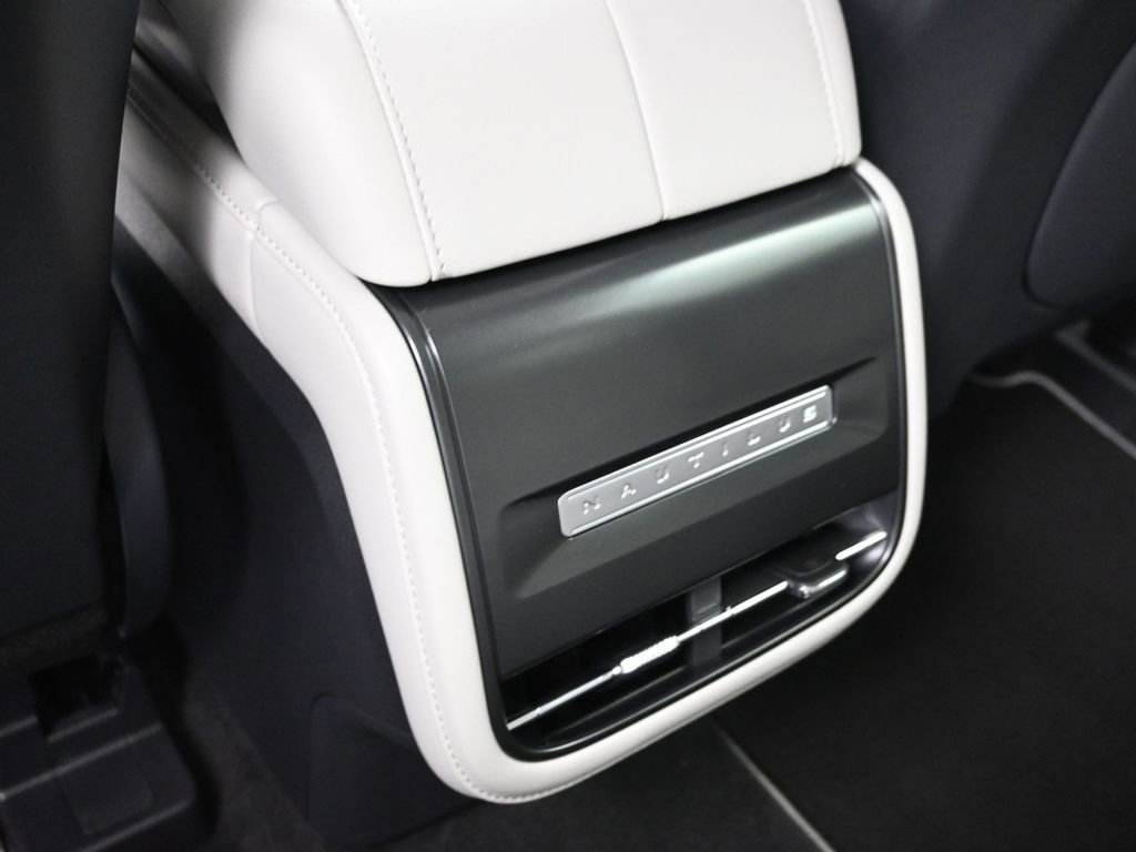 New 2026 Lincoln Nautilus Premier image 29