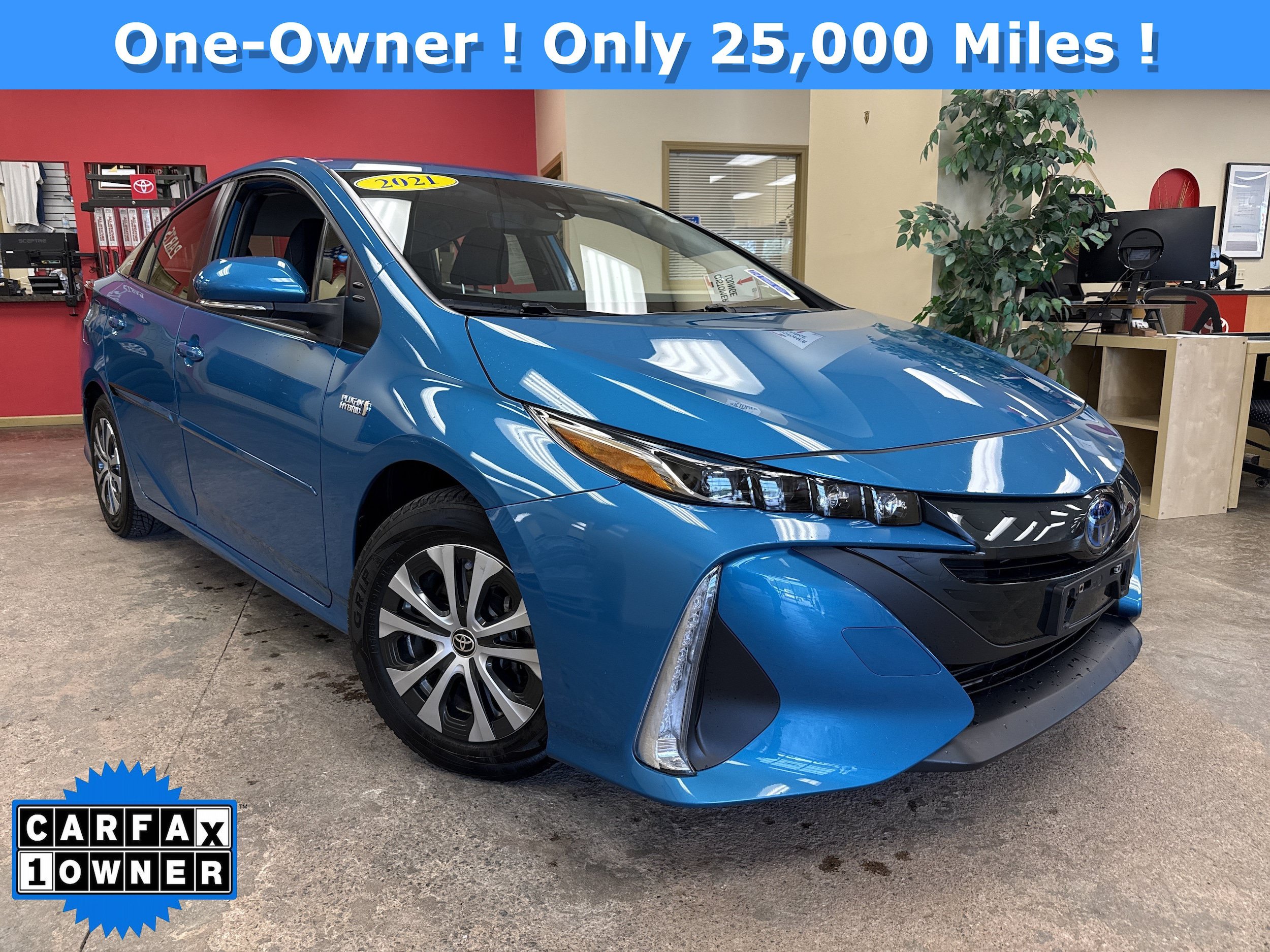 Used 2021 Toyota Prius Prime LE