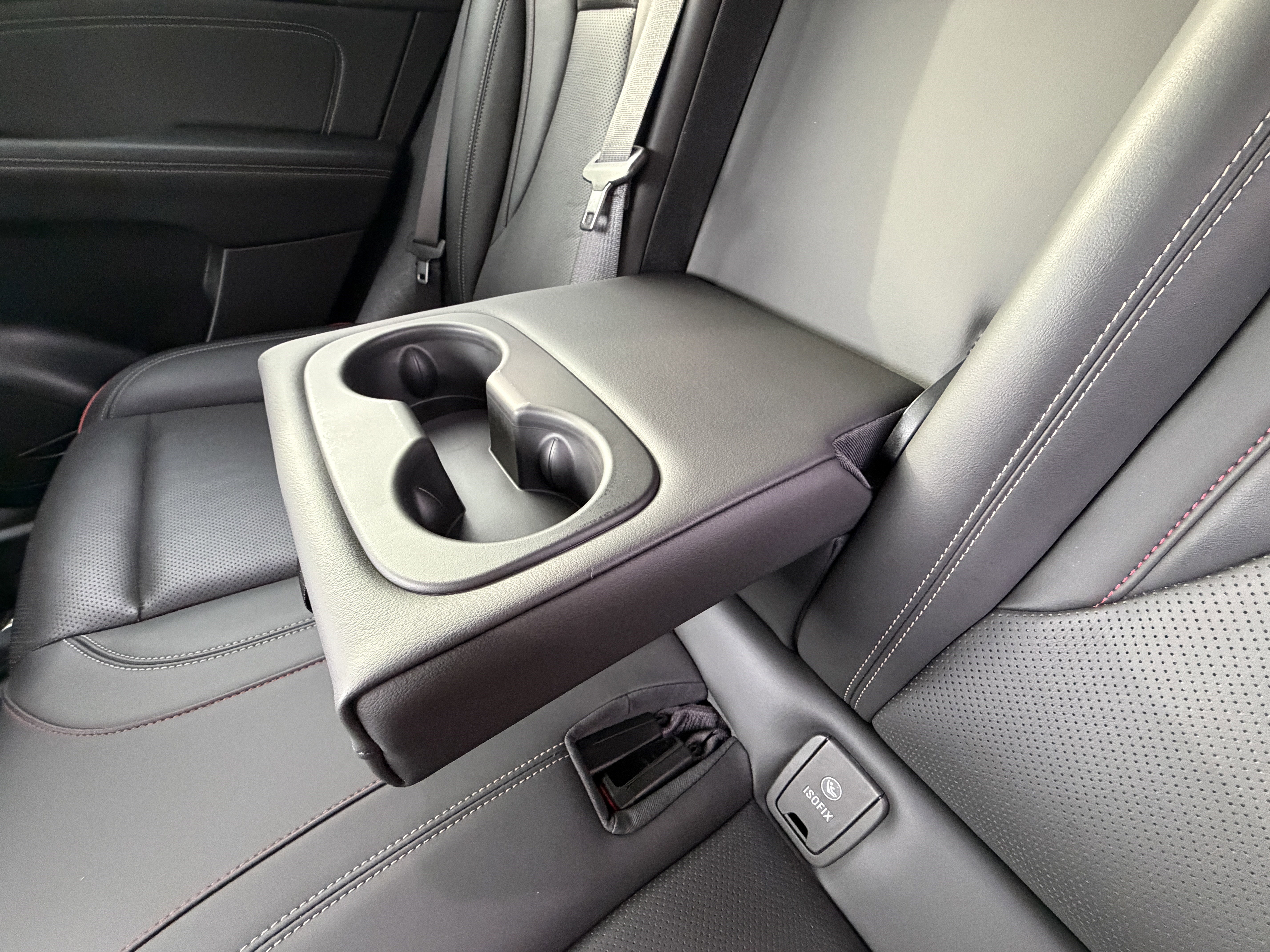 Used 2023 Buick Envision Essence w/ Sport Touring Package image 18