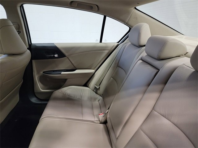 Used 2017 Honda Accord EX-L image 13