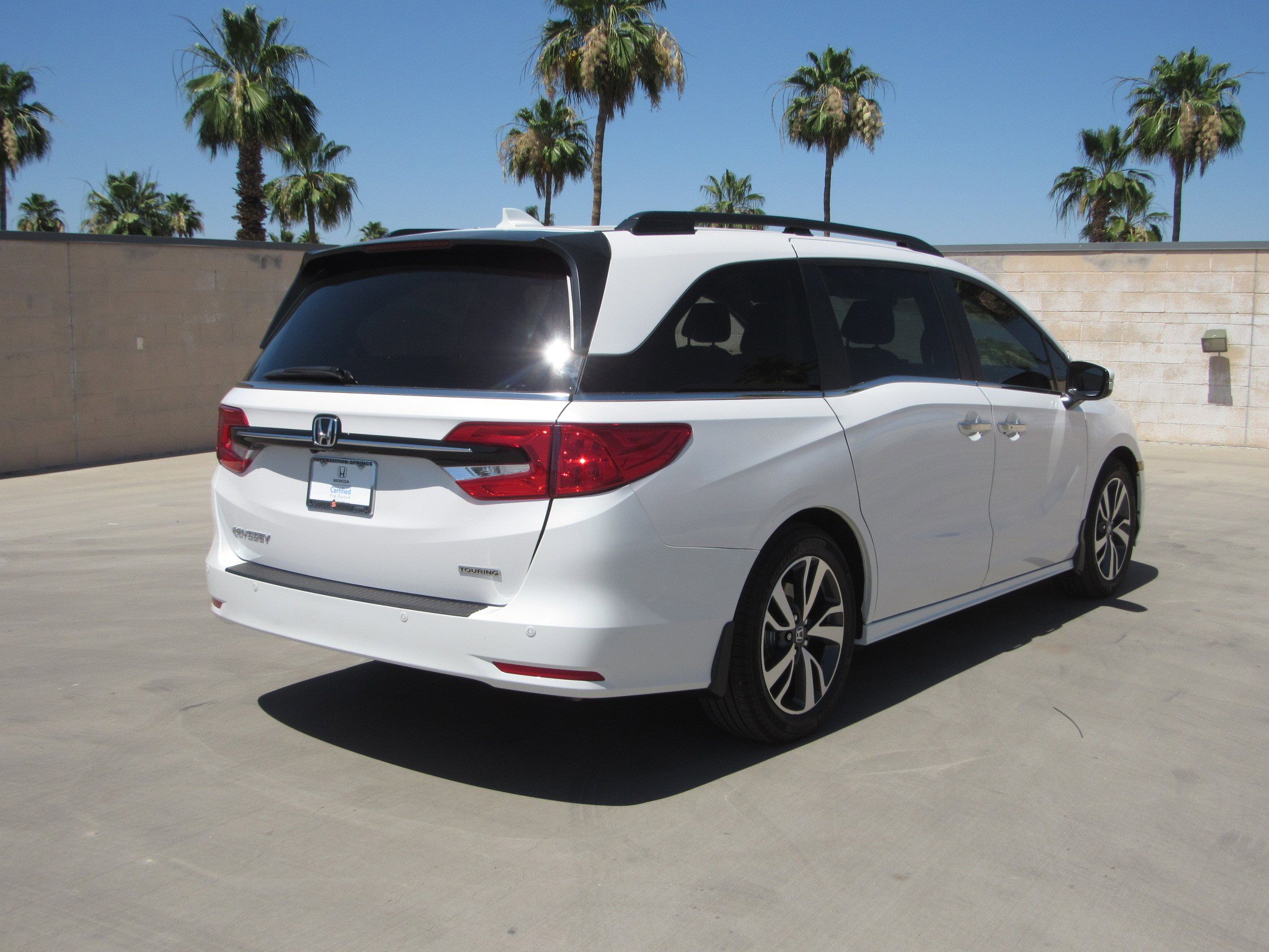 Used 2023 Honda Odyssey Touring image 5