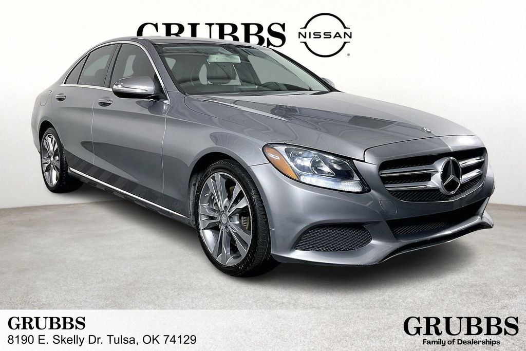 Used 2015 Mercedes-Benz C 300 4MATIC Sedan image 1