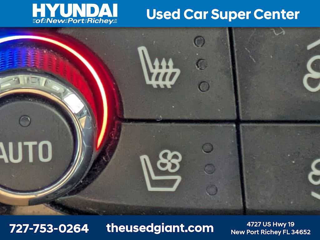 Used 2019 Buick Enclave Premium FWD image 30