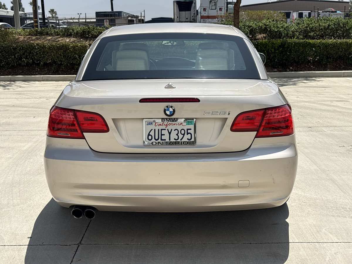 Used 2012 BMW 328i Convertible RWD image 6