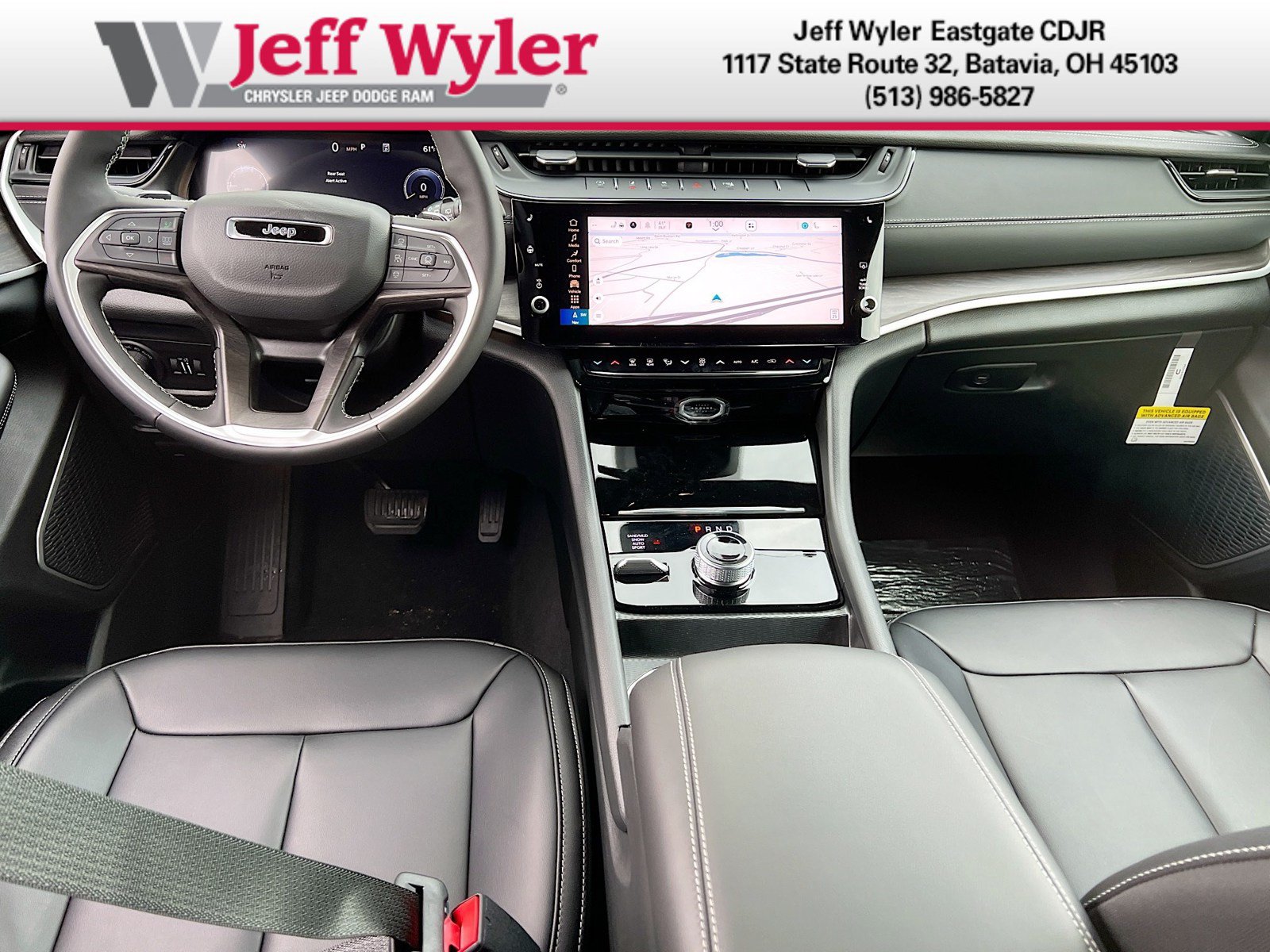 New 2026 Jeep Grand Cherokee Limited w/ Limited Altitude Package AWD/4WD image 19