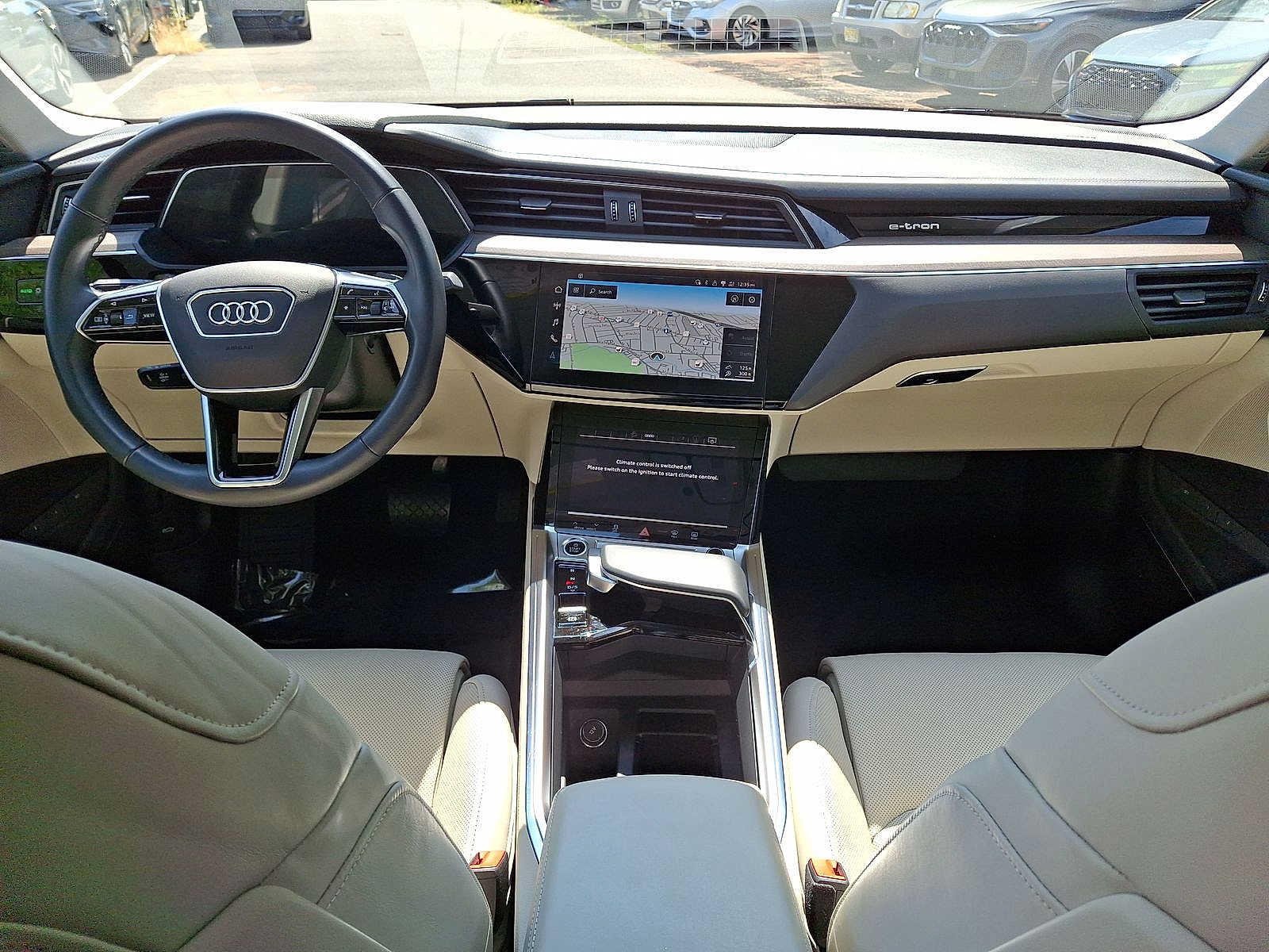 Used 2022 Audi e-tron Prestige AWD/4WD image 10