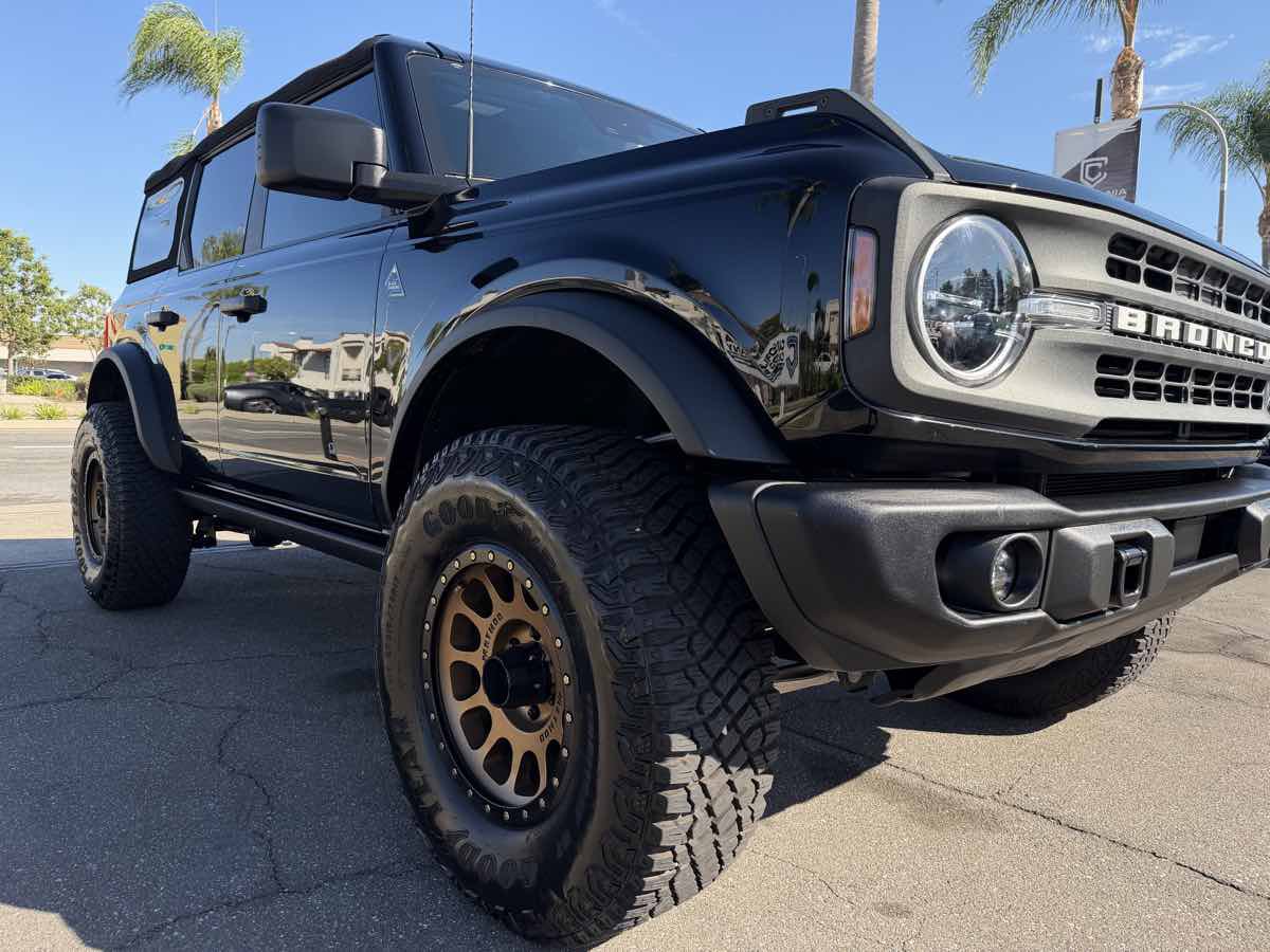 Used 2023 Ford Bronco Black Diamond AWD/4WD image 10