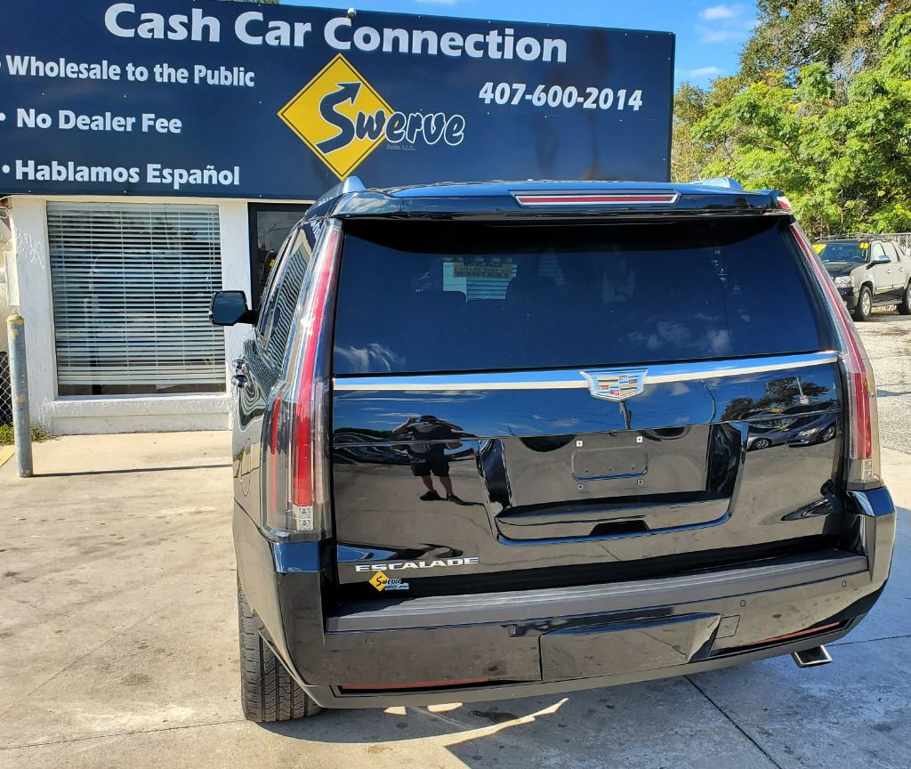 Used 2016 Cadillac Escalade Premium image 13