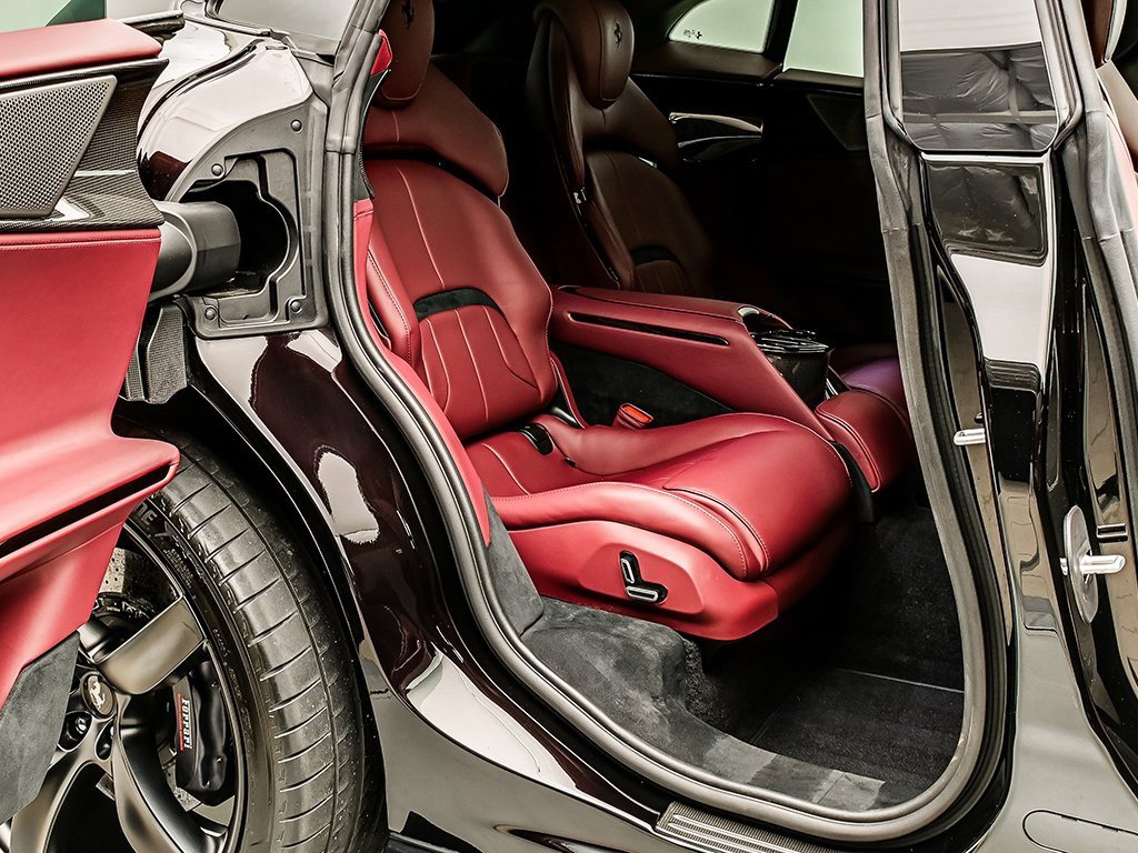 Certified 2024 Ferrari Purosangue image 21