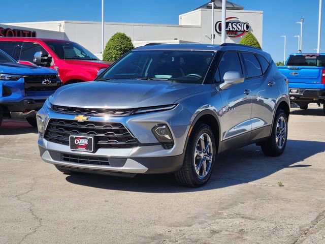 Used 2024 Chevrolet Blazer LT w/ Convenience Package FWD image 11