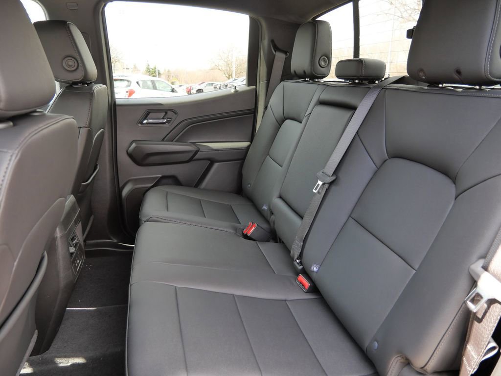 New 2026 GMC Canyon Elevation w/ Convenience Package image 31