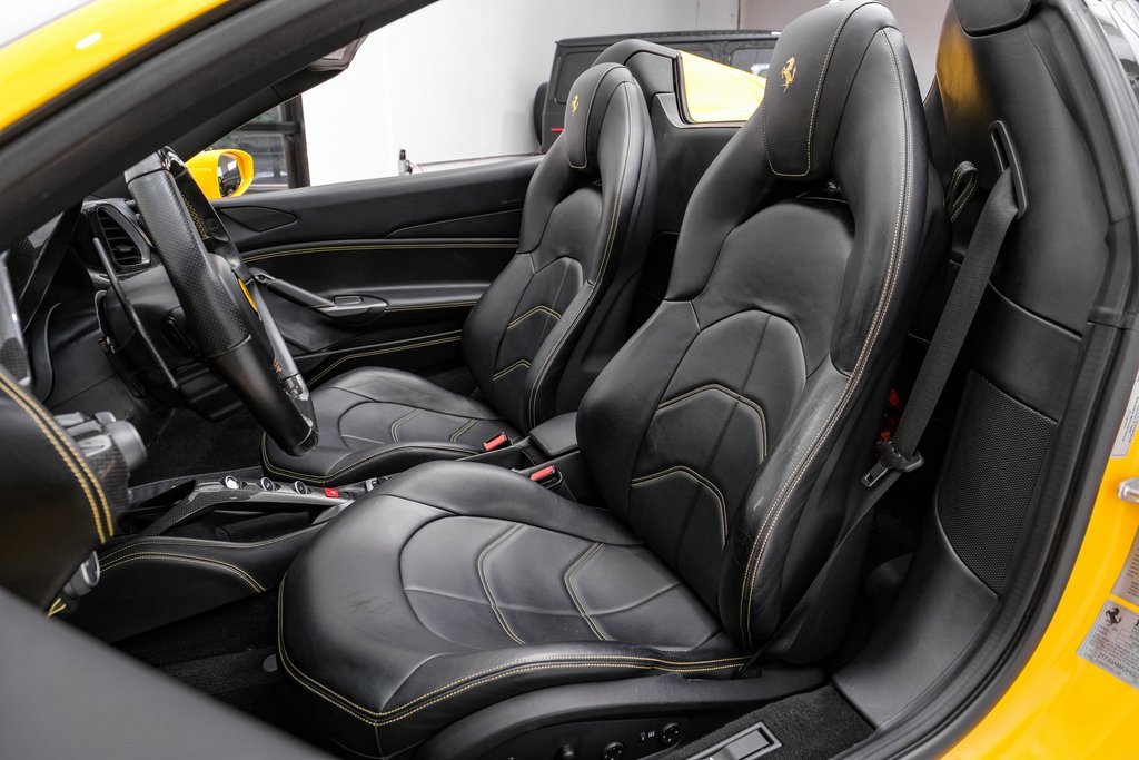 Used 2017 Ferrari 488 Spider image 7
