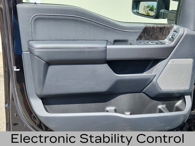 New 2025 Ford F350 Lariat w/ Chrome Package image 9