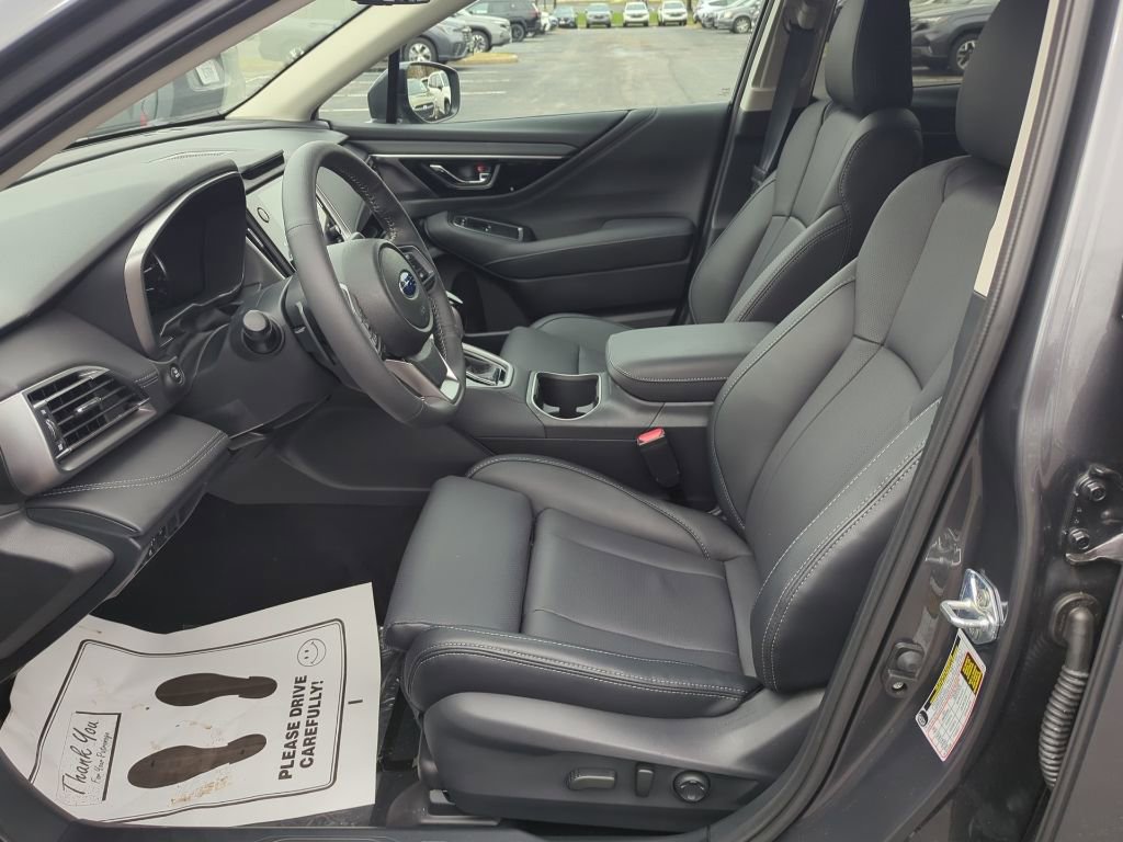 Used 2025 Subaru Outback Limited image 9