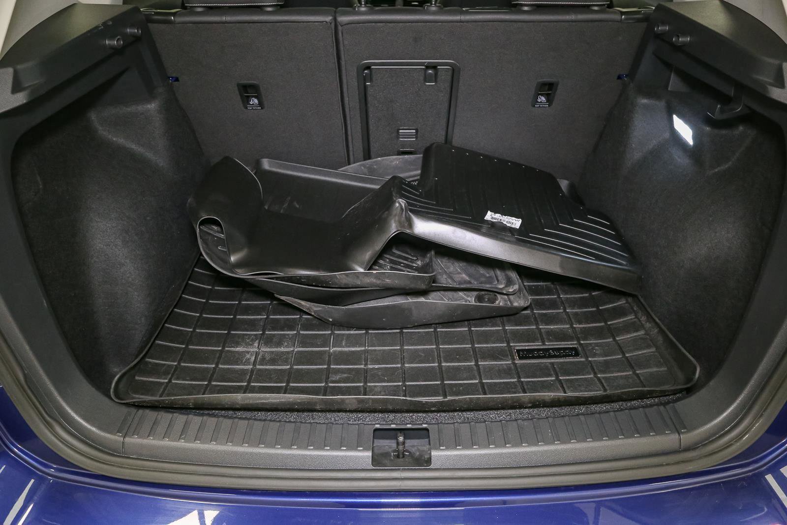 Certified 2024 Volkswagen Taos SEL image 15