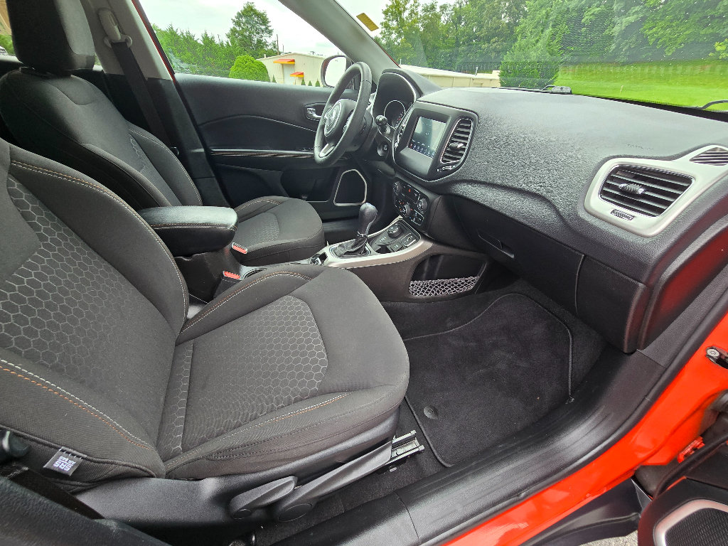 Used 2021 Jeep Compass Sport AWD/4WD image 21