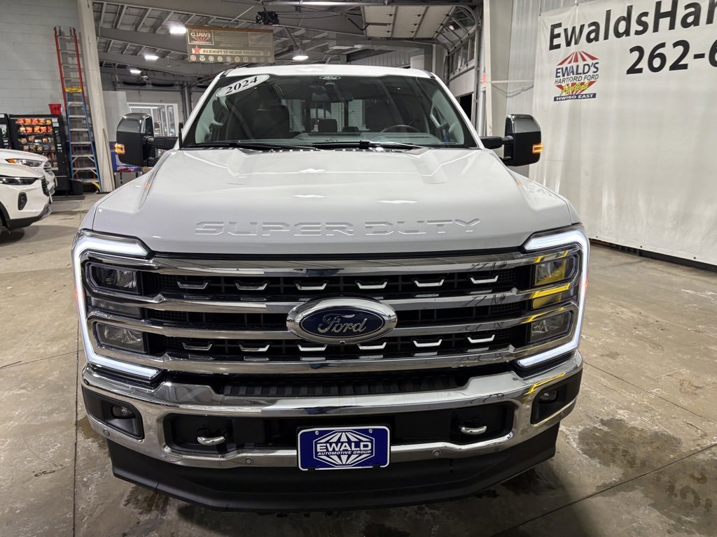 Used 2024 Ford F350 Lariat w/ Lariat Ultimate Package image 5