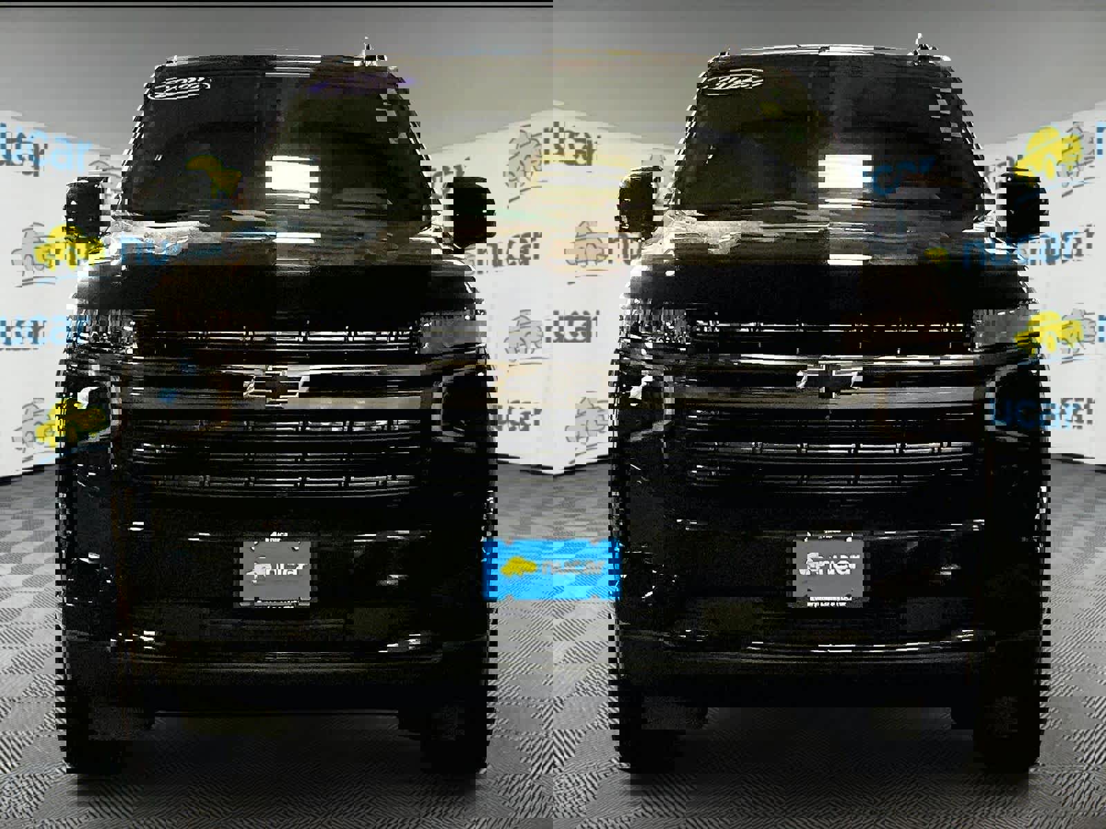 Used 2022 Chevrolet Suburban RST w/ Luxury Package image 2